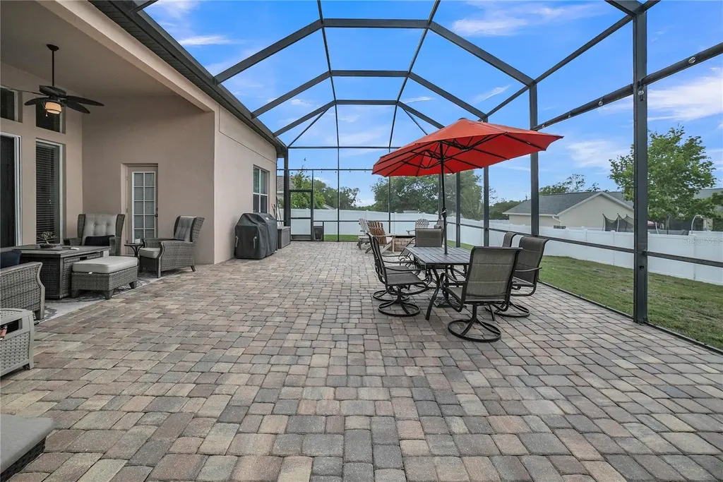 12309 Loopback Drive San Antonio FL 33576