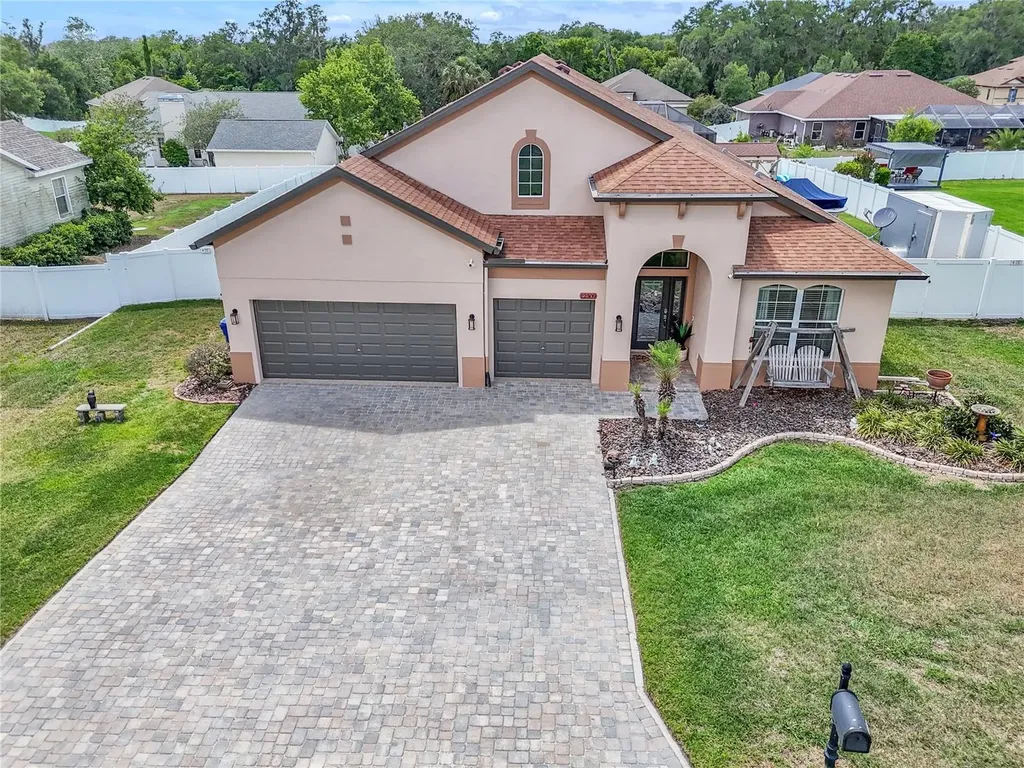 12309 Loopback Drive San Antonio FL 33576