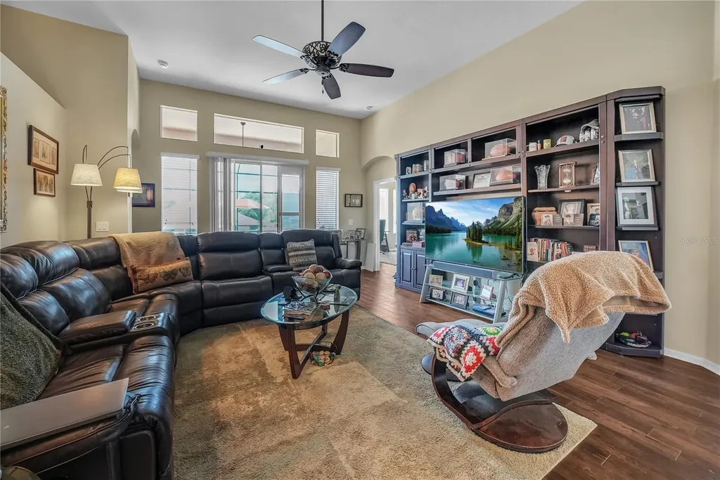 12309 Loopback Drive San Antonio FL 33576