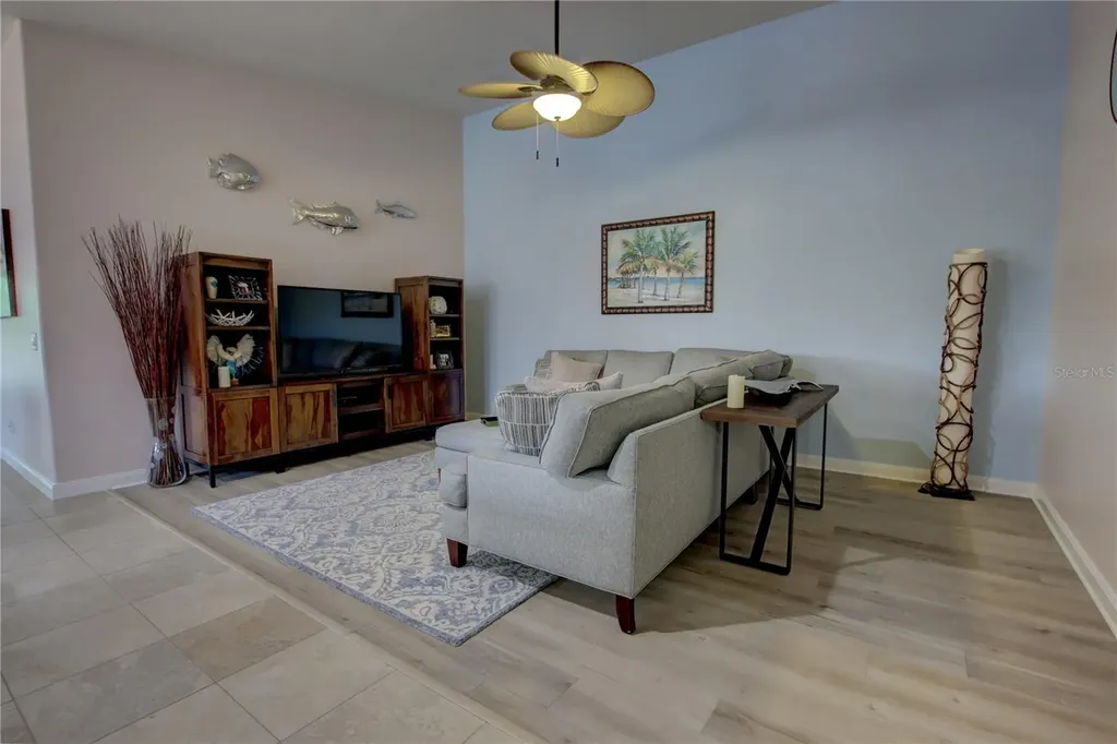 11801 Fan Tail Lane Orlando FL 32827