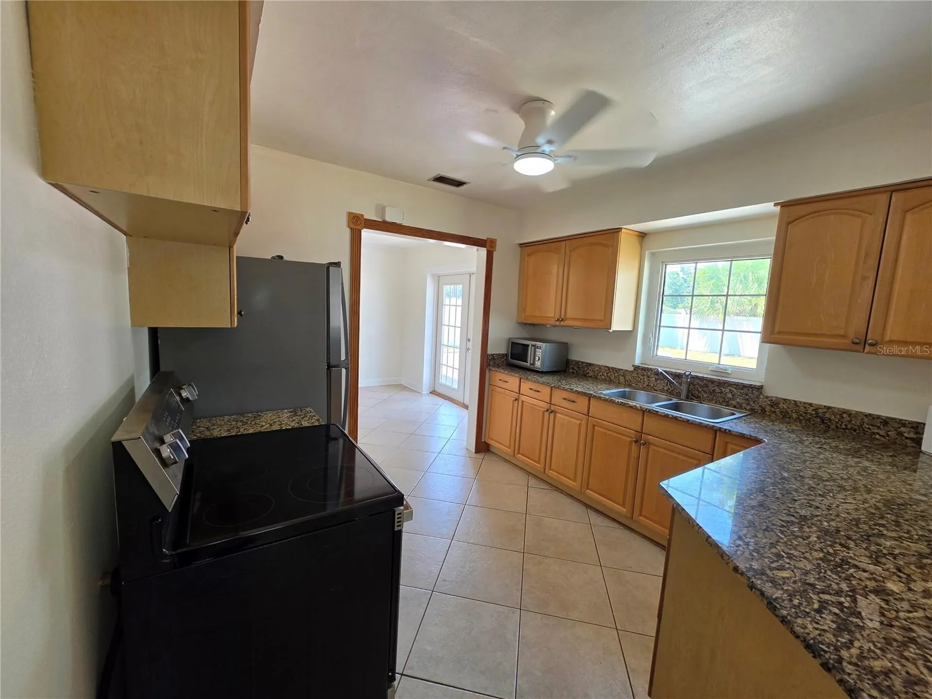 6033 38th Avenue N St Petersburg FL 33710