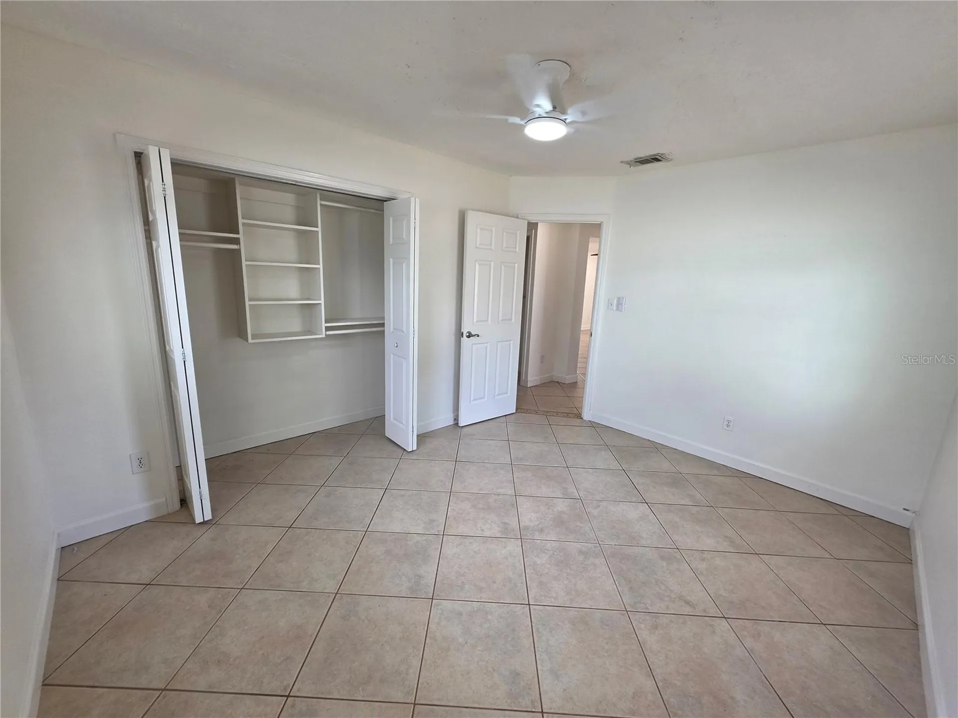 6033 38th Avenue N St Petersburg FL 33710
