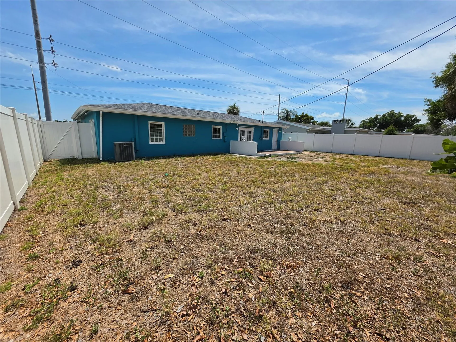 6033 38th Avenue N St Petersburg FL 33710