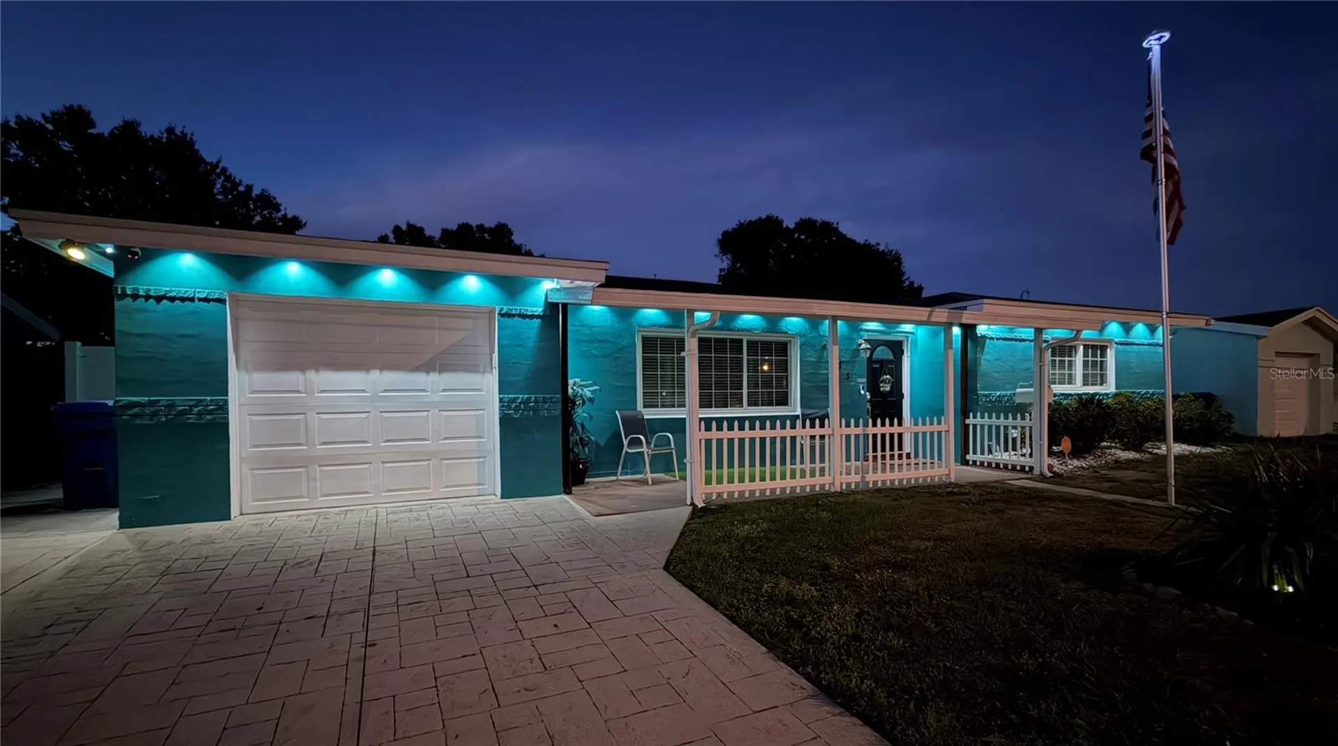 6033 38th Avenue N St Petersburg FL 33710