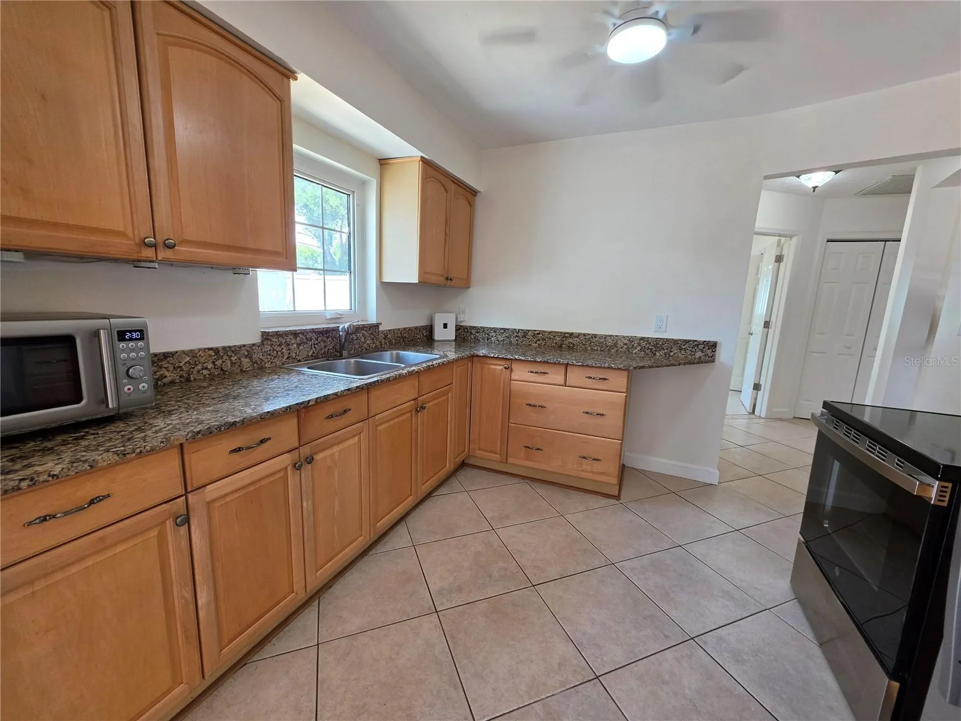 6033 38th Avenue N St Petersburg FL 33710