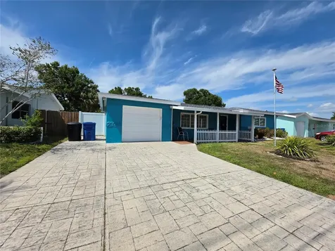 6033 38th Avenue N St Petersburg FL 33710