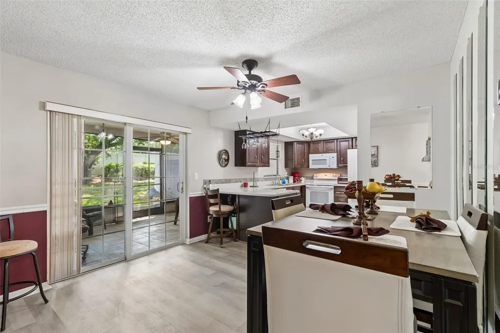 1319 Abbey Crescent Lane Clearwater FL 33759