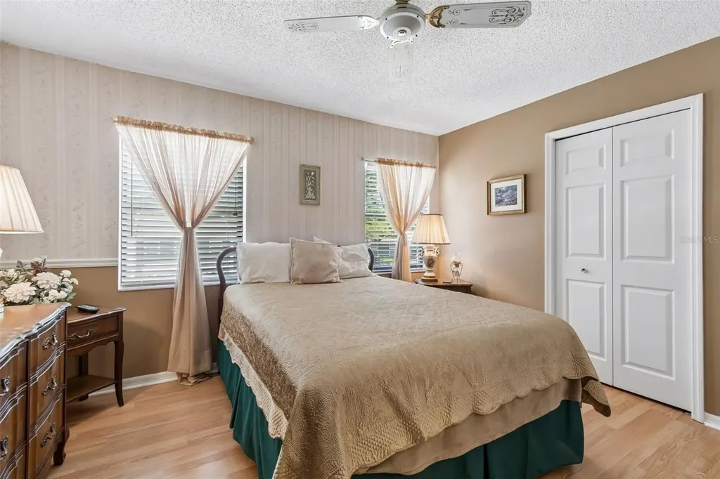 1319 Abbey Crescent Lane Clearwater FL 33759