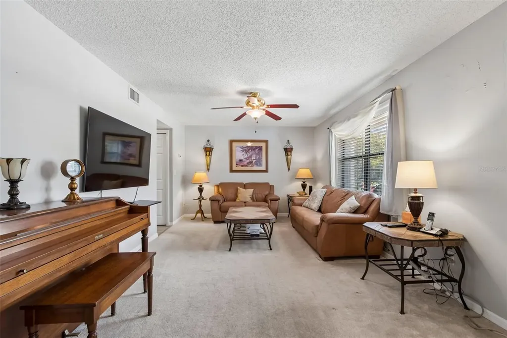 1319 Abbey Crescent Lane Clearwater FL 33759