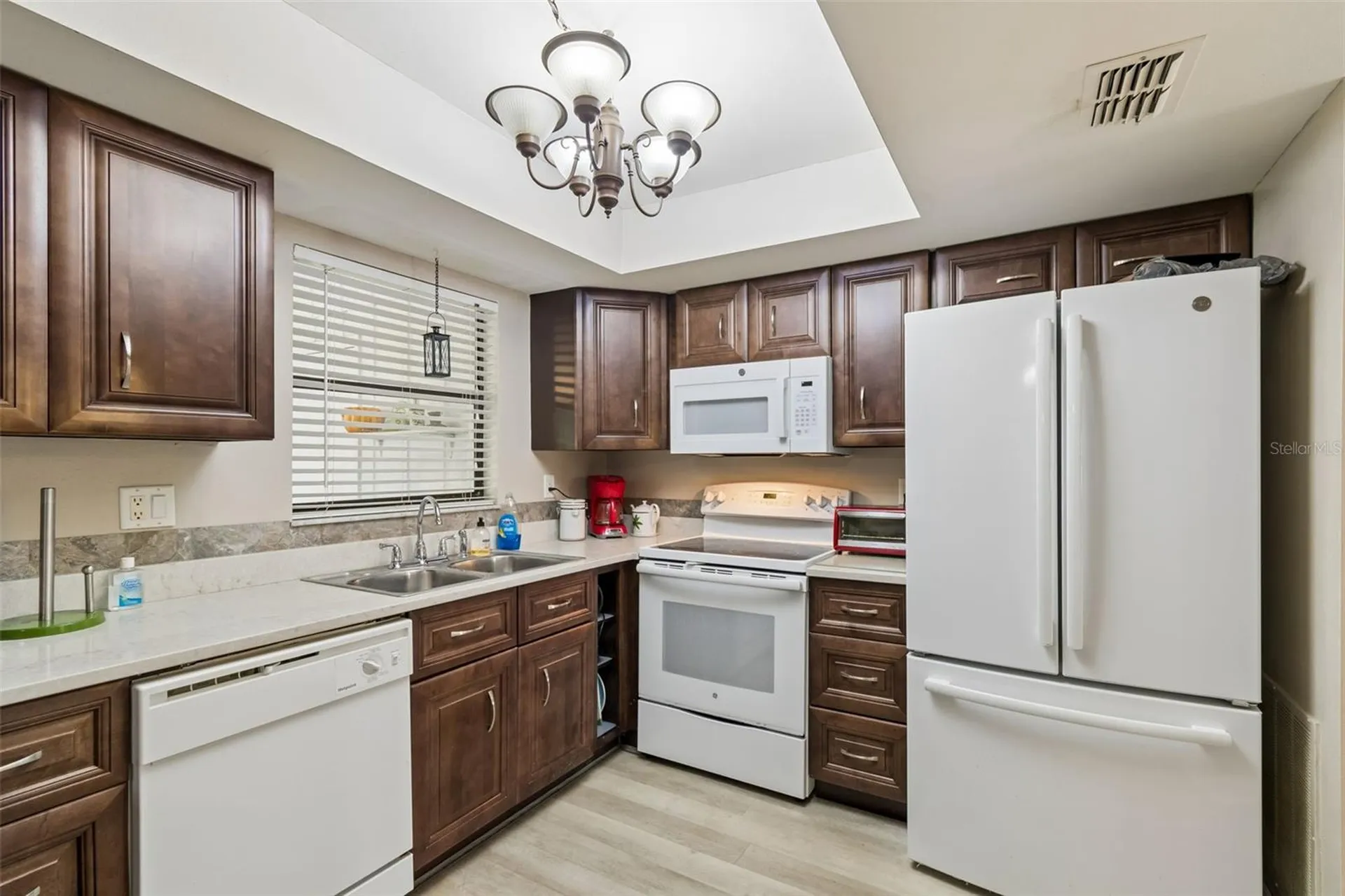 1319 Abbey Crescent Lane Clearwater FL 33759