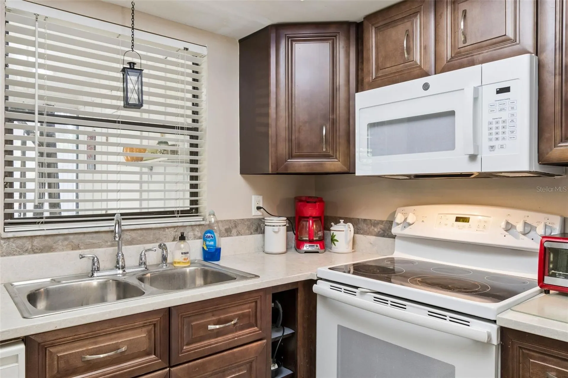 1319 Abbey Crescent Lane Clearwater FL 33759