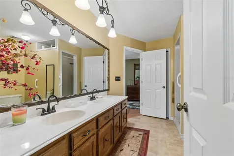 1319 Abbey Crescent Lane Clearwater FL 33759