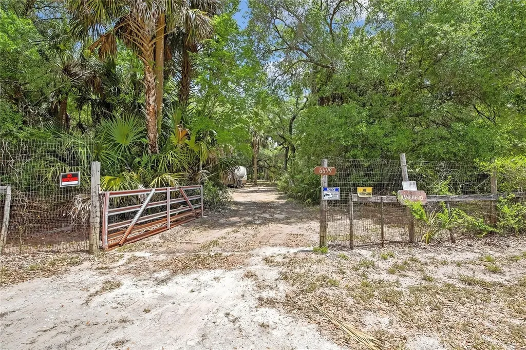 6699 N Broken Arrow Trail Hernando FL 34442