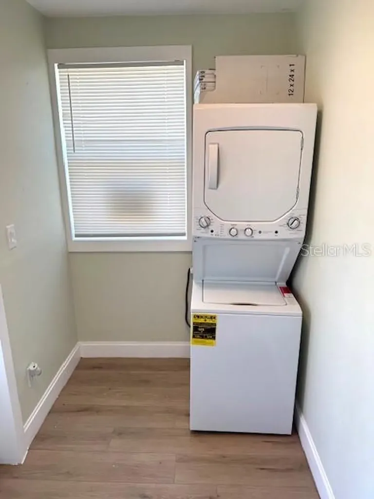 1931 10th Street S St Petersburg FL 33705