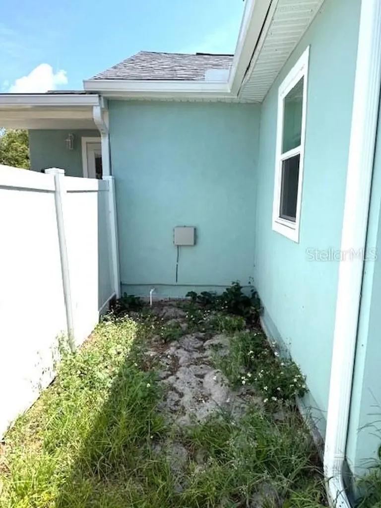 1931 10th Street S St Petersburg FL 33705