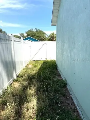 1931 10th Street S St Petersburg FL 33705