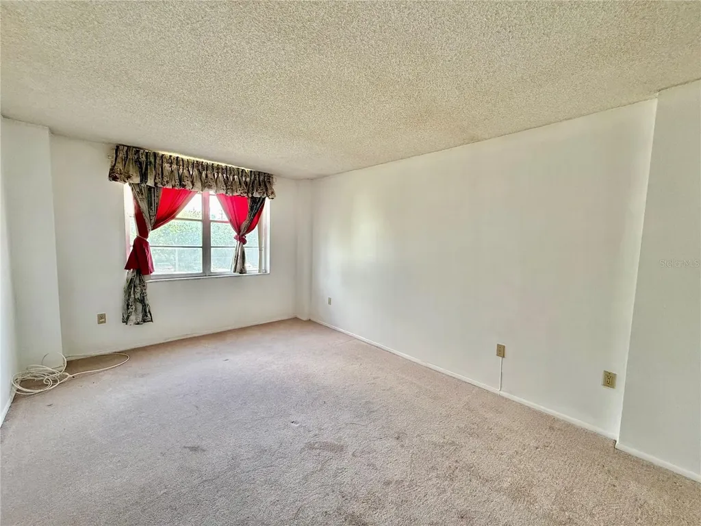 15600 NW 7th Avenue Miami FL 33169