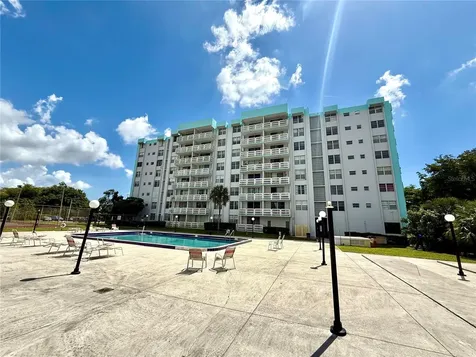 15600 NW 7th Avenue Miami FL 33169