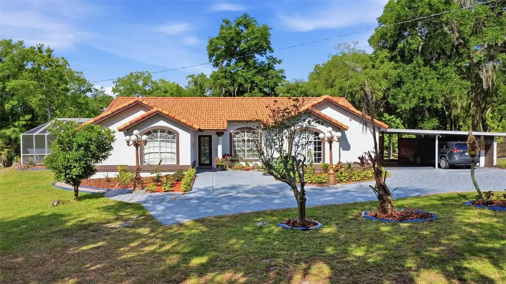 1898 Blackwelder Road De Leon Springs FL 32130