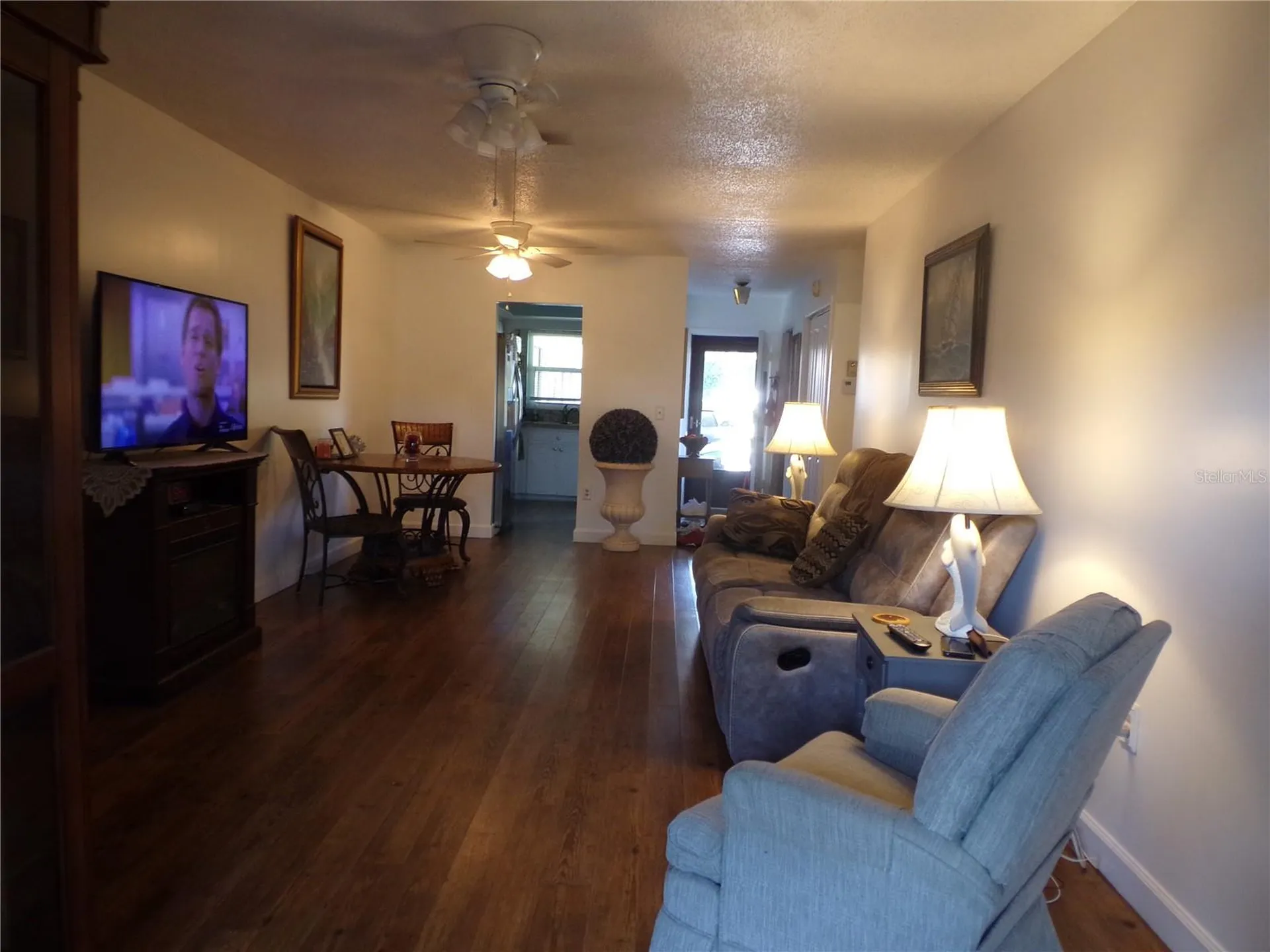 670 Park Circle Bradenton FL 34207