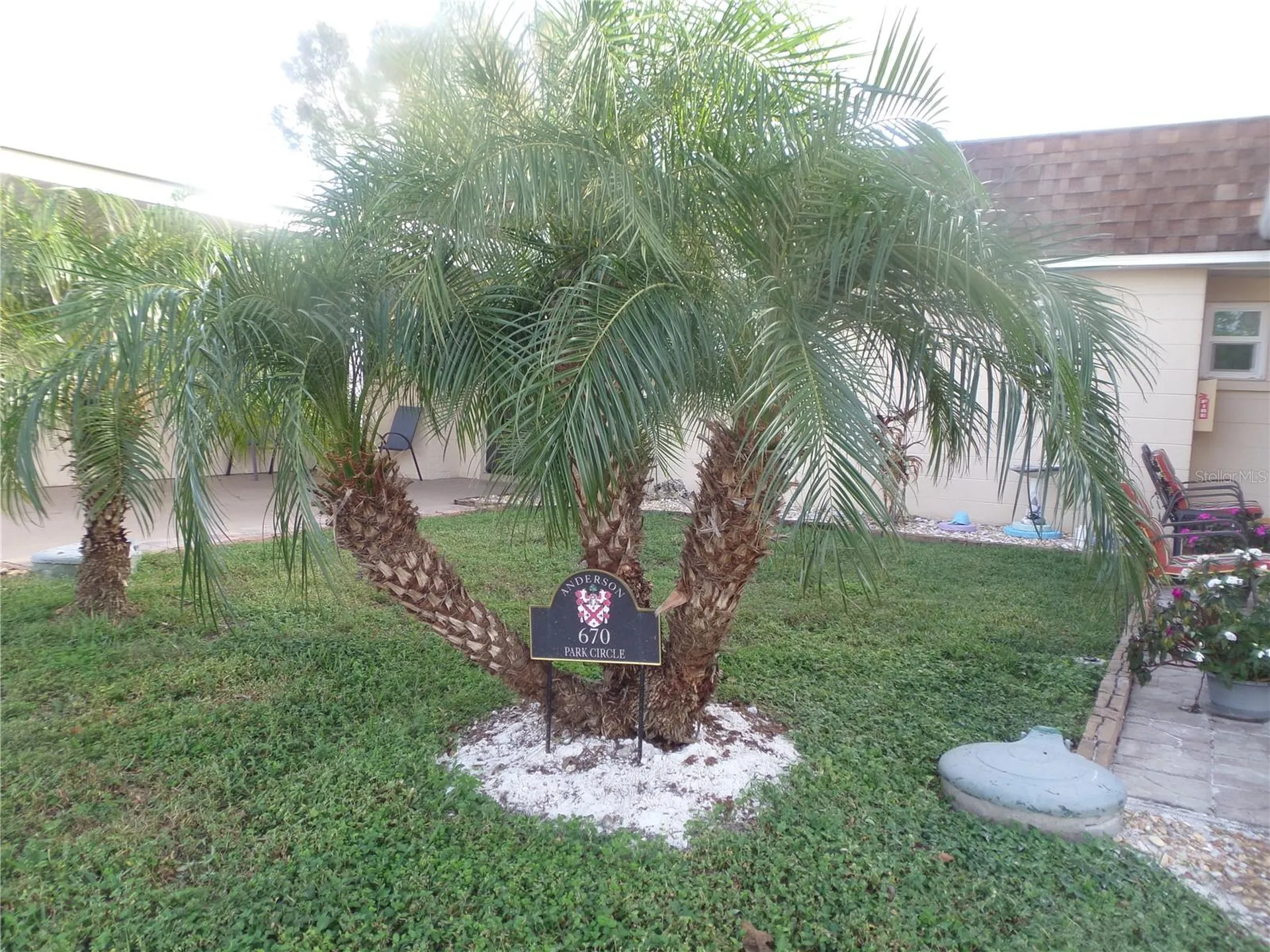 670 Park Circle Bradenton FL 34207
