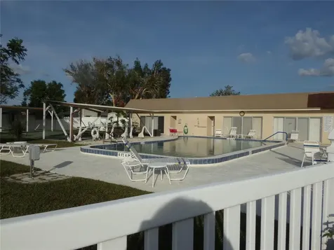 670 Park Circle Bradenton FL 34207