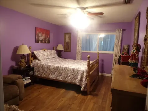 670 Park Circle Bradenton FL 34207