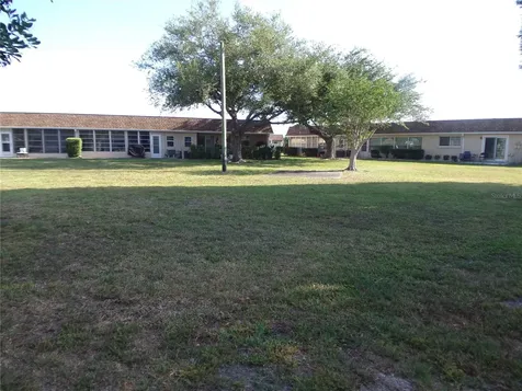 670 Park Circle Bradenton FL 34207
