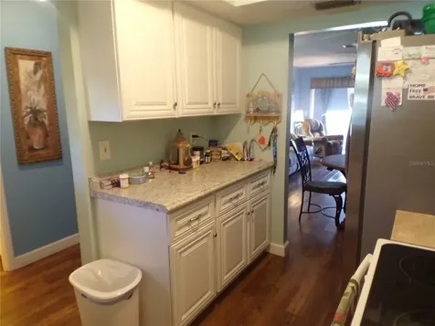 670 Park Circle Bradenton FL 34207