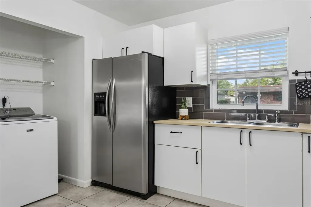 8303 Temple Park Drive Tampa FL 33637