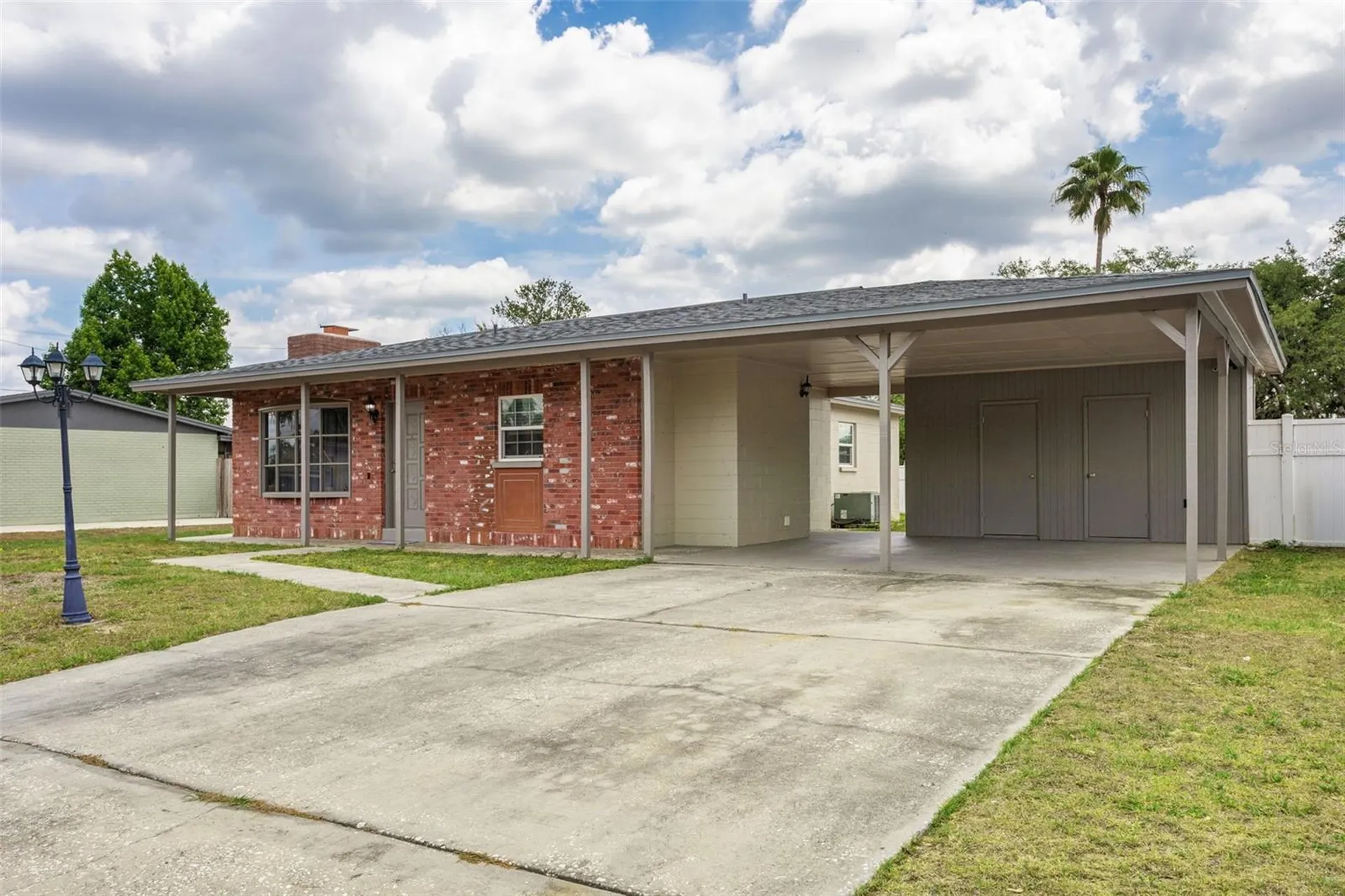 8303 Temple Park Drive Tampa FL 33637