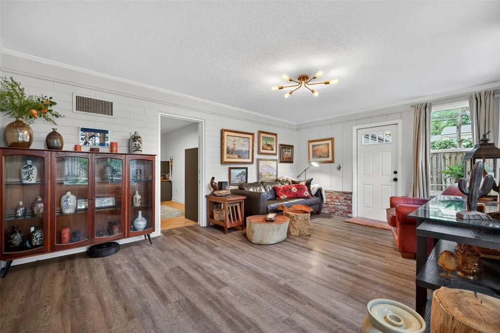 1701 Antilles Place Orlando FL 32806