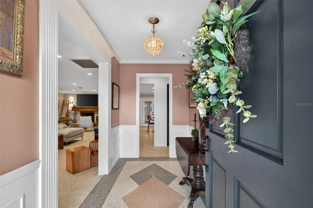 1701 Antilles Place Orlando FL 32806