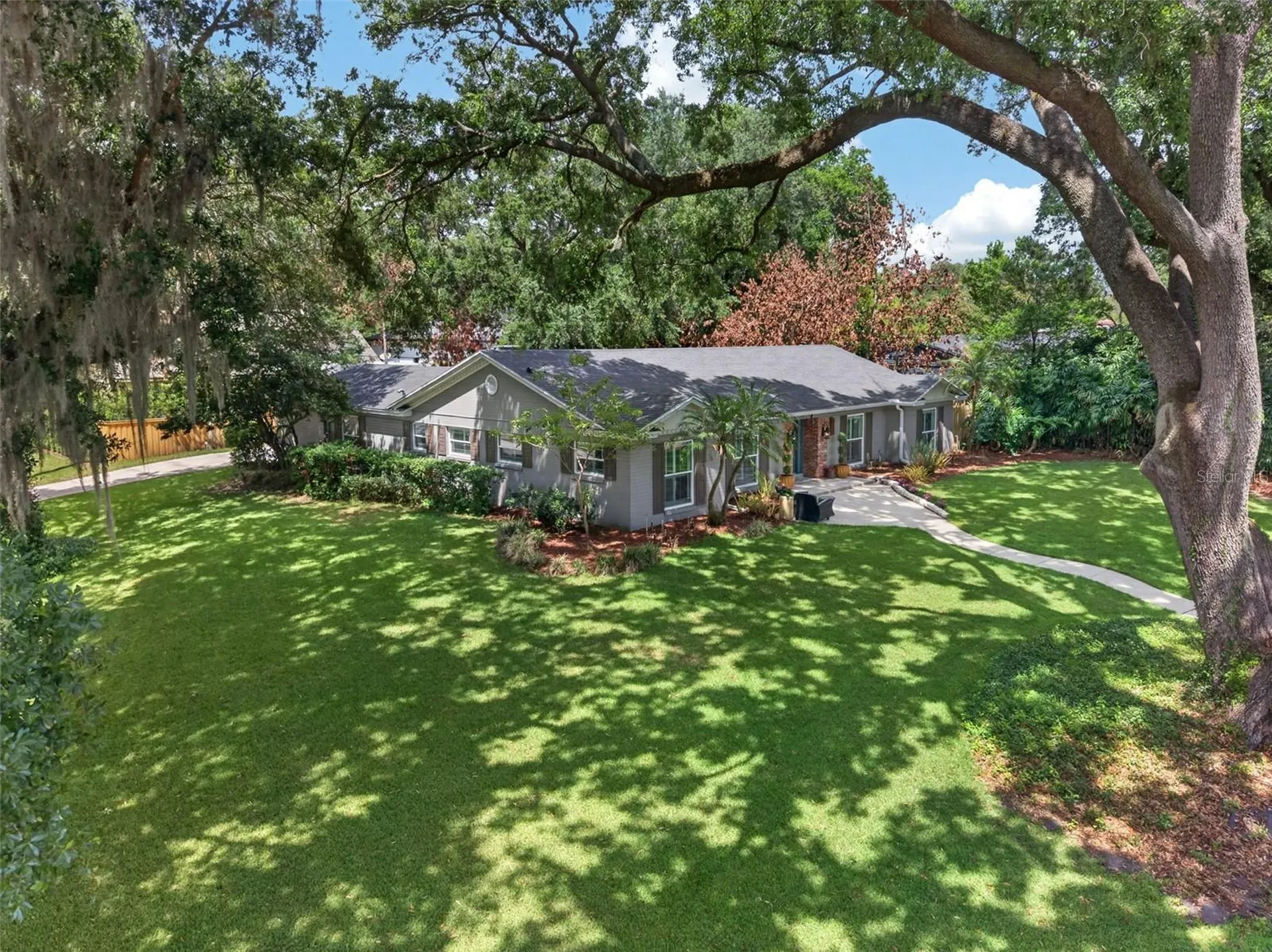 1701 Antilles Place Orlando FL 32806