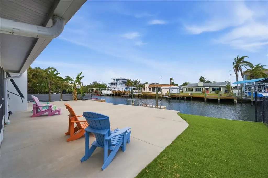 13902 Barnard Avenue Hudson FL 34667