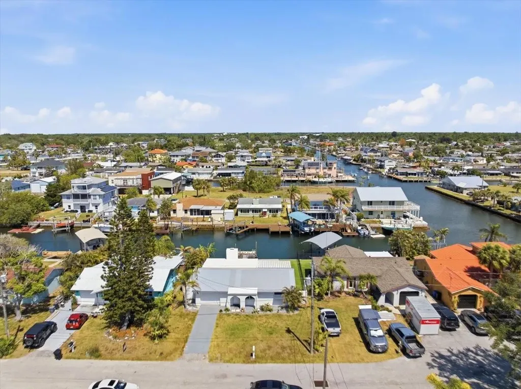 13902 Barnard Avenue Hudson FL 34667