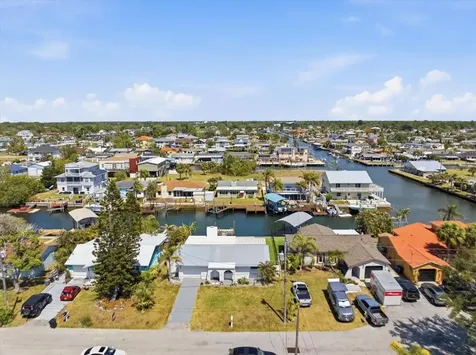 13902 Barnard Avenue Hudson FL 34667