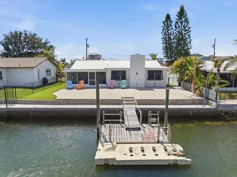 13902 Barnard Avenue Hudson FL 34667