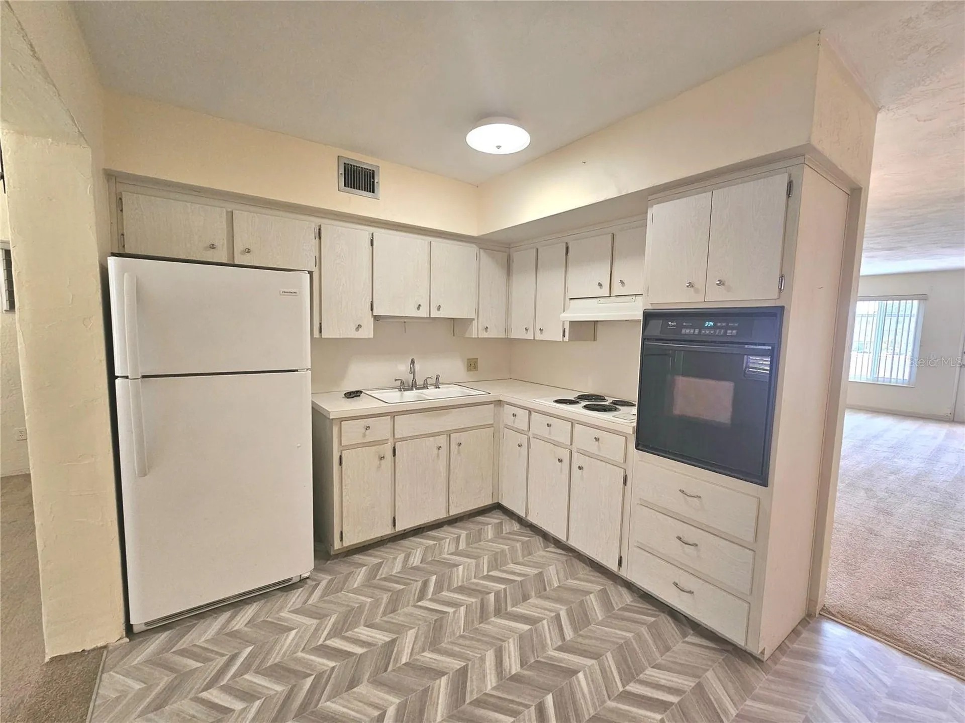 2454 Australia Way E Clearwater FL 33763