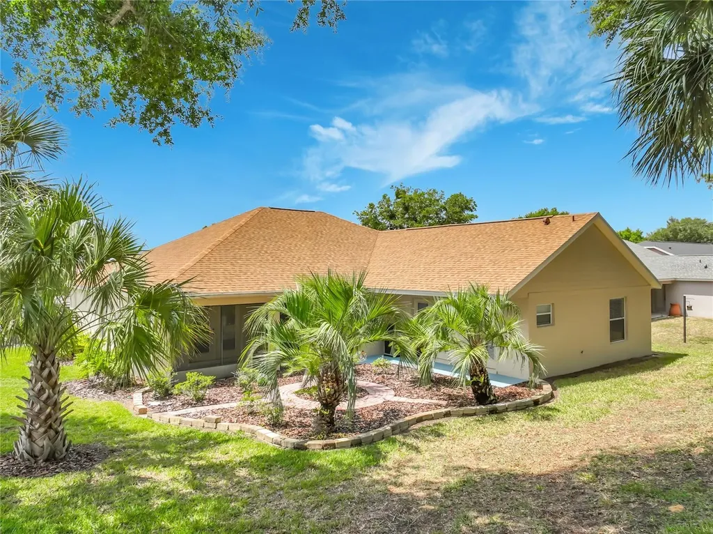 2505 Holly Berry Circle Clermont FL 34711