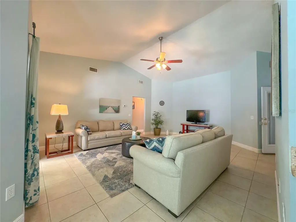 707 Powder Horn Row Lakeland FL 33809