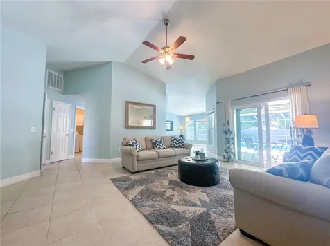 707 Powder Horn Row Lakeland FL 33809