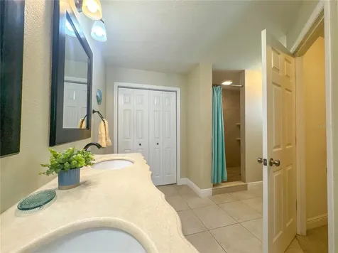 707 Powder Horn Row Lakeland FL 33809