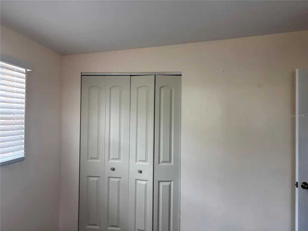 1320 Larsen Lane Tampa FL 33619