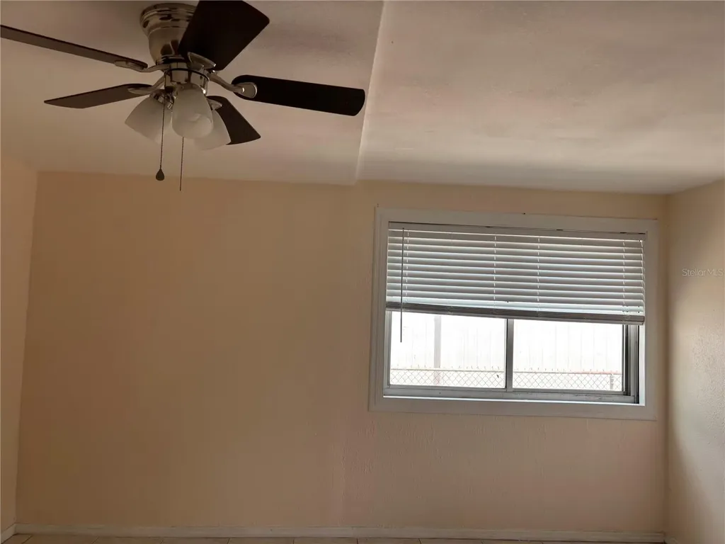 1320 Larsen Lane Tampa FL 33619