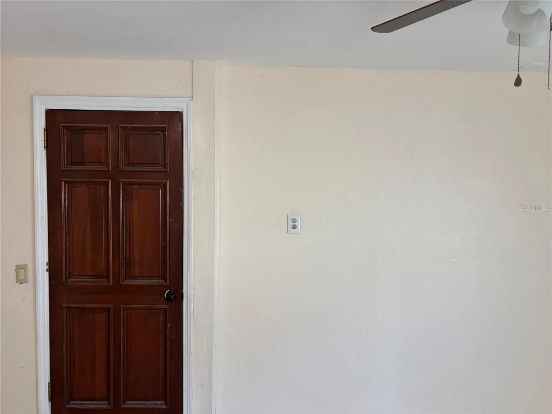 1320 Larsen Lane Tampa FL 33619