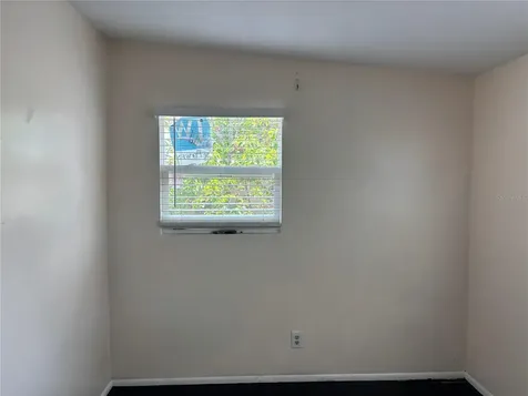 1320 Larsen Lane Tampa FL 33619