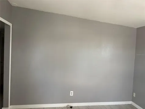 1320 Larsen Lane Tampa FL 33619