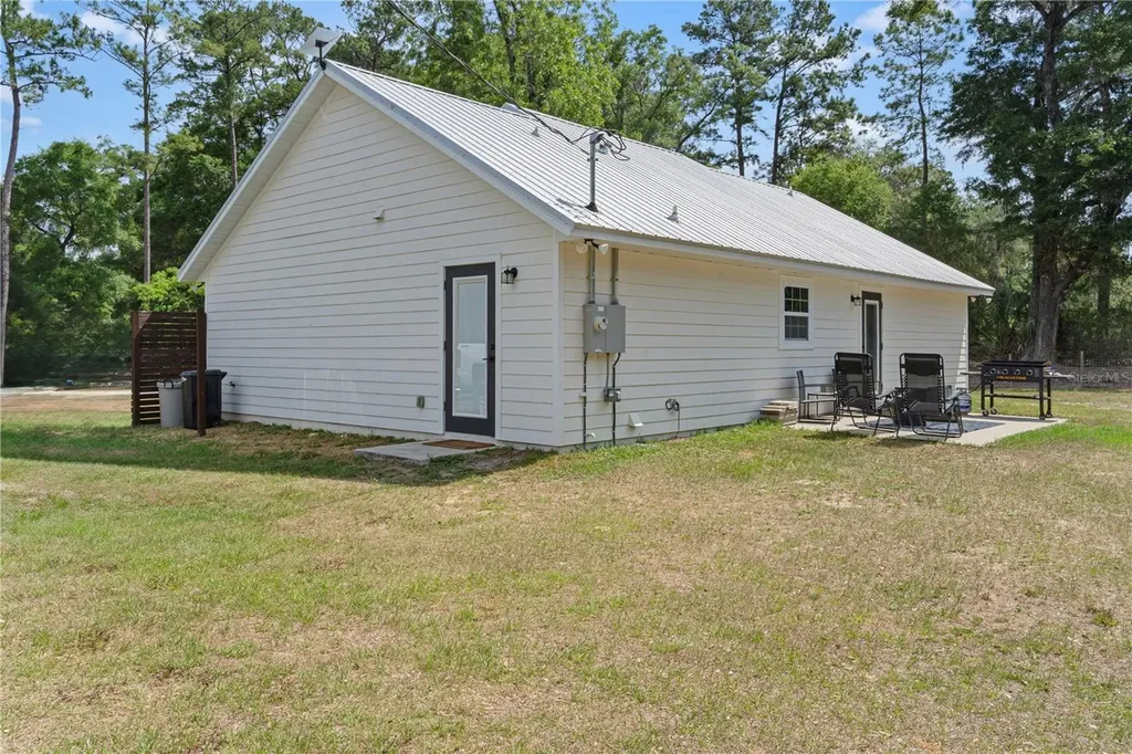 17230 NE 41st Street Williston FL 32696