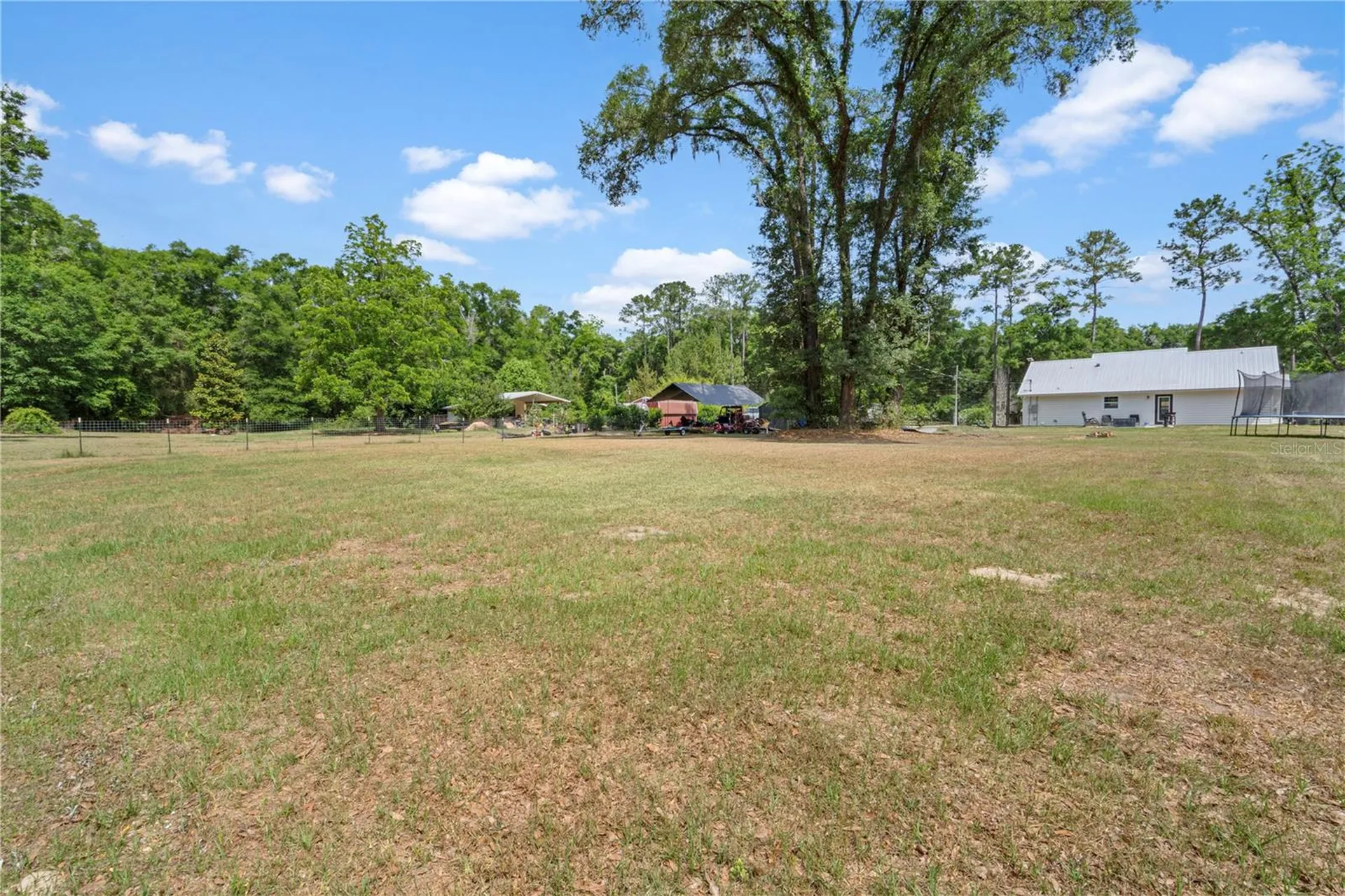 17230 NE 41st Street Williston FL 32696